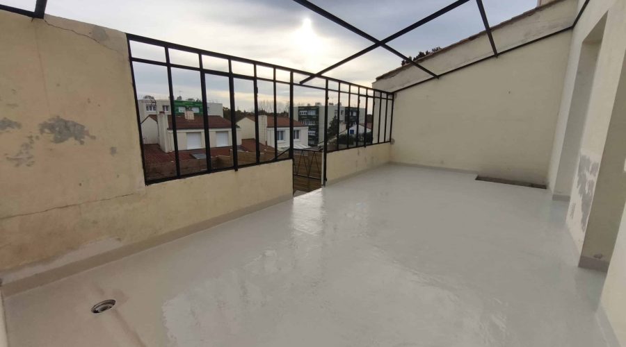 Étanchéité liquide résine bâtiment terrasse balcon